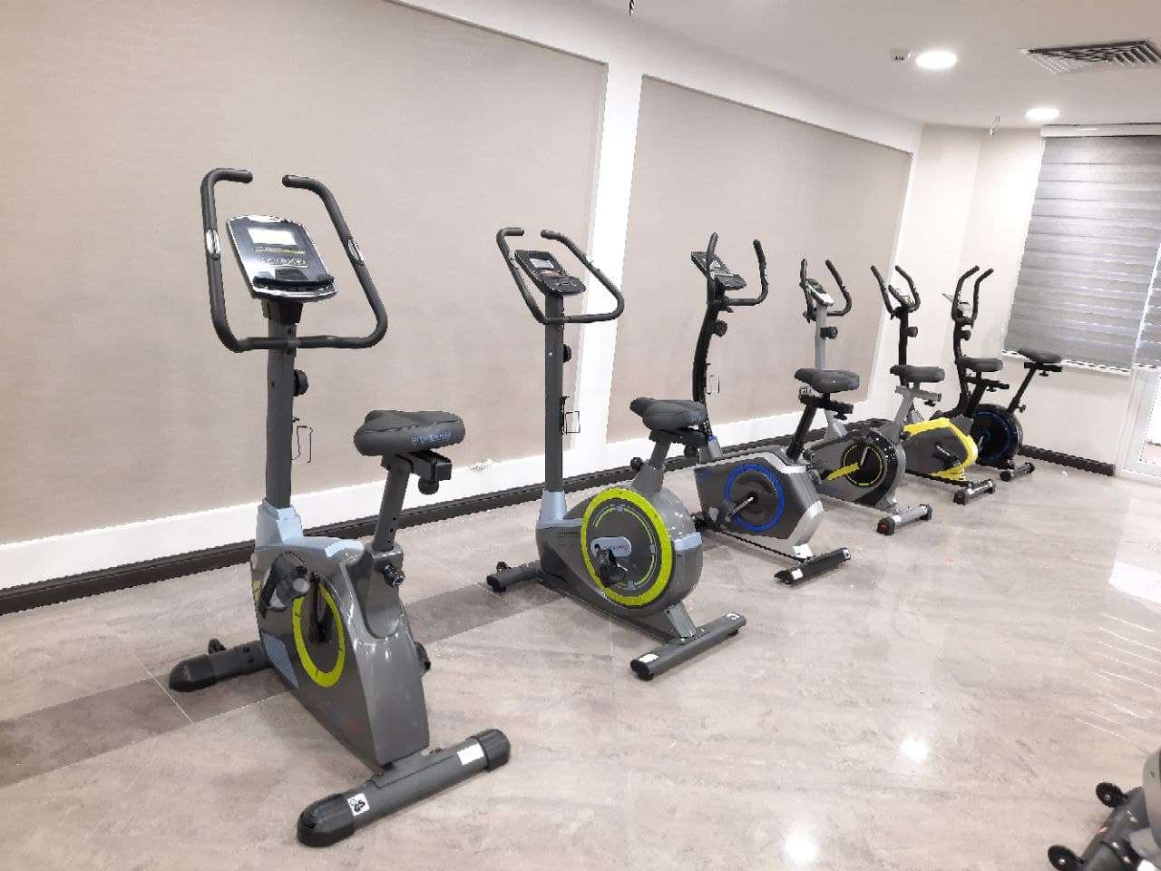 عکس دوچرخه ثابت